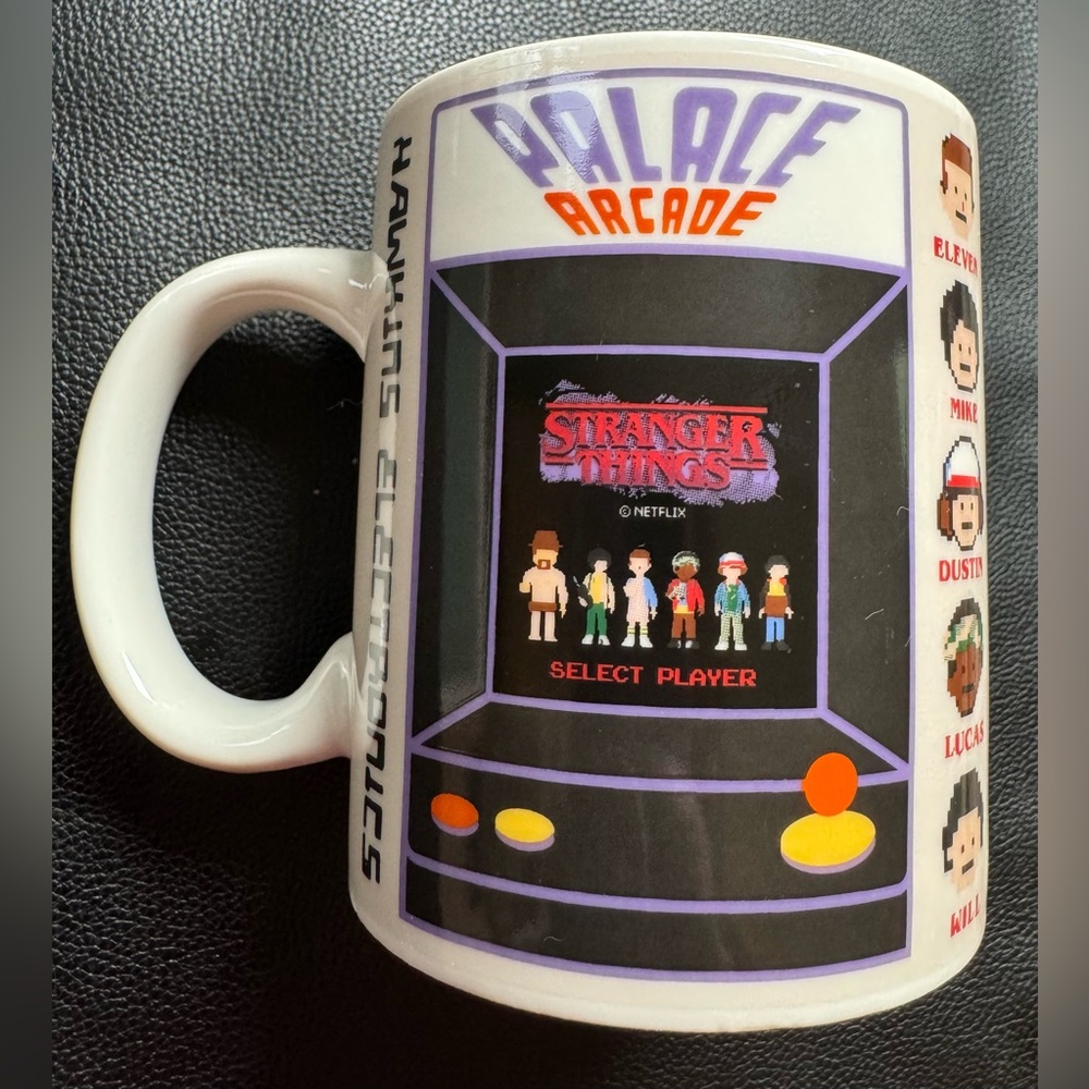 Stranger Things Cup - Picture 2 of 11